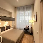 Family Nr 1 - J26 Luxury Apartment, Jauniela 26 Old - Great Location - 2 Bedrooms - 85 M2