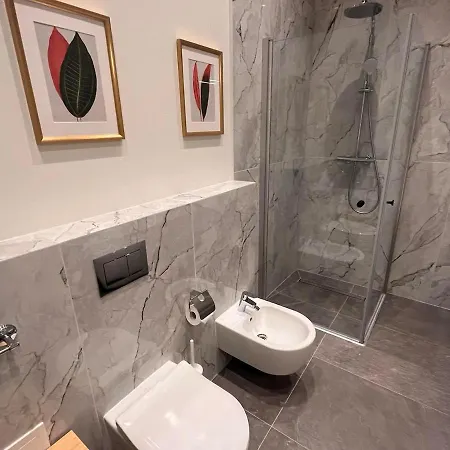 Family Nr 1 - J26 Luxury Apartment, Jauniela 26 Old - Great Location - 2 Bedrooms - 85 M2 *