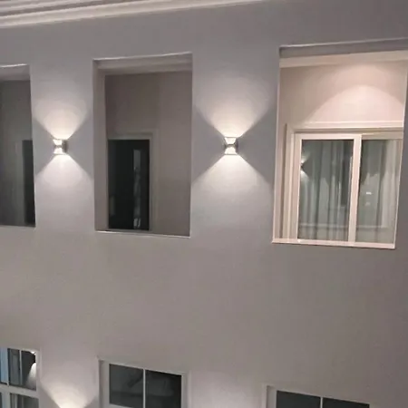 Family Nr 1 - J26 Luxury Apartment, Jauniela 26 Old - Great Location - 2 Bedrooms - 85 M2