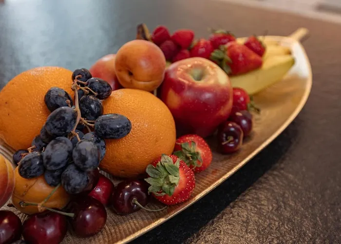 Dzīvoklis Family Nr 1 - J26 Luxury Apartment, Jauniela 26 Old - Great Location - 2 Bedrooms - 85 M2 Riga