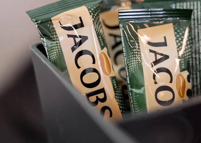 Family Nr 1 - J26 Luxury Apartment, Jauniela 26 Old - Great Location - 2 Bedrooms - 85 M2 * Riga