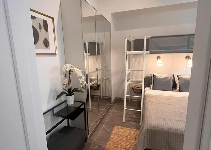 Family Nr 1 - J26 Luxury Apartment, Jauniela 26 Old - Great Location - 2 Bedrooms - 85 M2 Dzīvoklis *