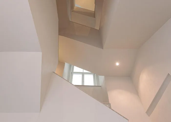 Family Nr 1 - J26 Luxury Apartment, Jauniela 26 Old - Great Location - 2 Bedrooms - 85 M2 Dzīvoklis