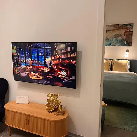 Family Nr 1 - J26 Luxury Apartment, Jauniela 26 Old - Great Location - 2 Bedrooms - 85 M2 Appartement