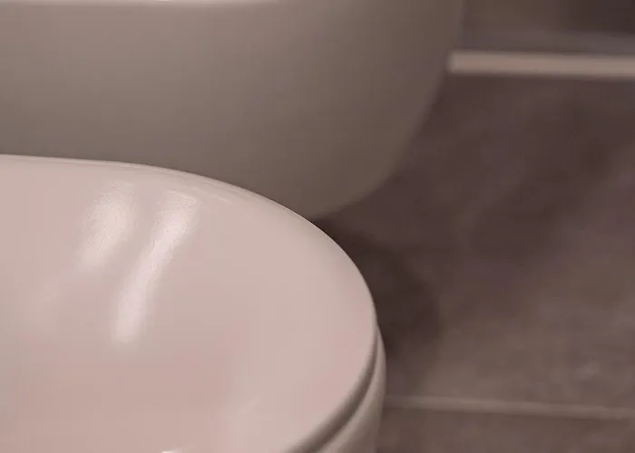 Family Nr 1 - J26 Luxury Apartment, Jauniela 26 Old - Great Location - 2 Bedrooms - 85 M2 * Riga