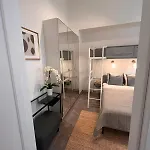 Family Nr 1 - J26 Luxury Apartment, Jauniela 26 Old - Great Location - 2 Bedrooms - 85 M2 Dzīvoklis *